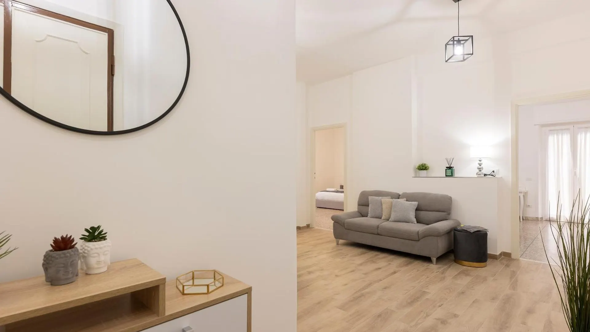 Central Modern Apartment - Trastevere & Vaticano Rome