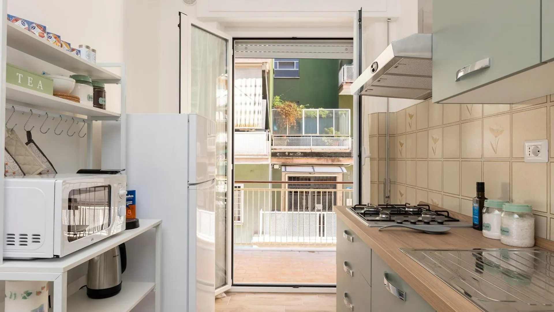 Central Modern Apartment - Trastevere & Vaticano Rome