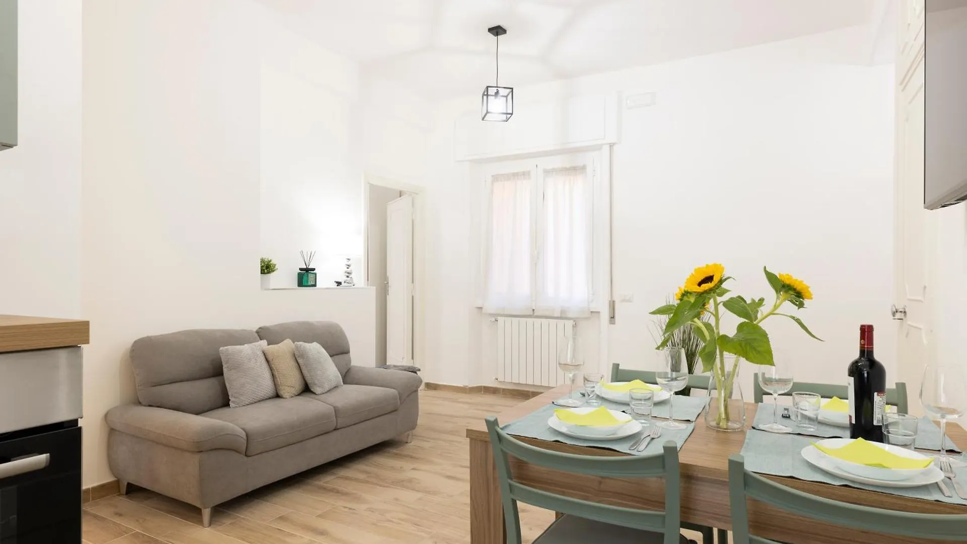 Central Modern Apartment - Trastevere & Vaticano Rome
